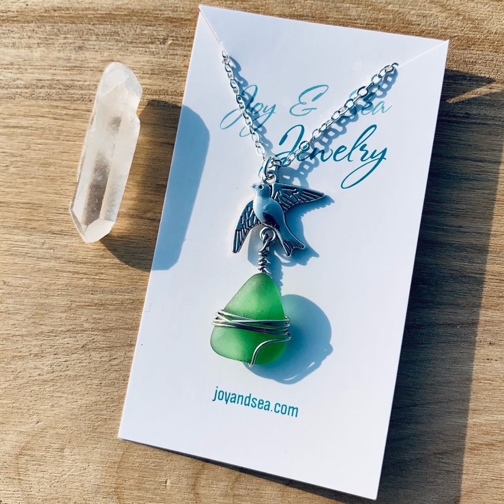 Tropical Sparrow Seaglass Necklace - Picture 2 of 8